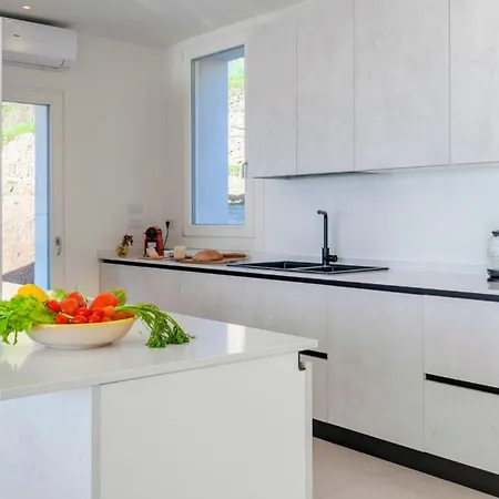 Gioia 8, Emma 别墅 圣雷默