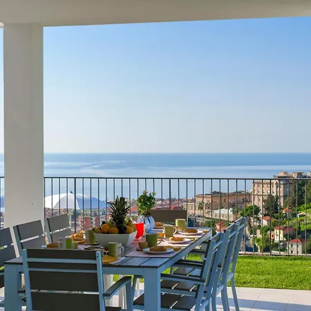 Villa Gioia 8, Emma