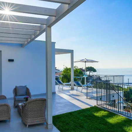 Gioia 8, Emma 圣雷默