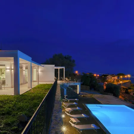 别墅 Gioia 8, Emma 圣雷默