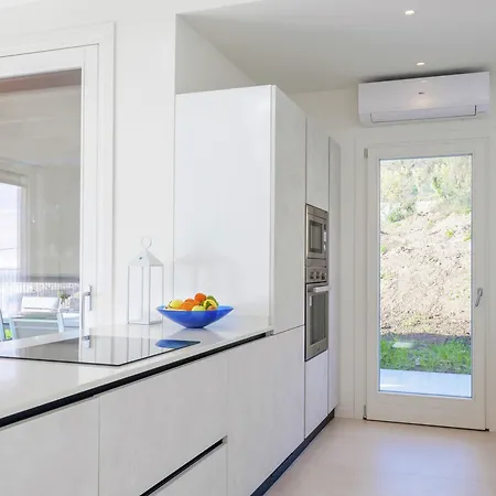 别墅 Gioia 8, Emma *