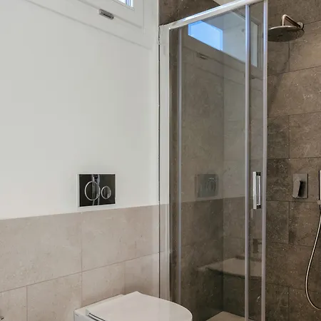 Gioia 8, Emma 圣雷默