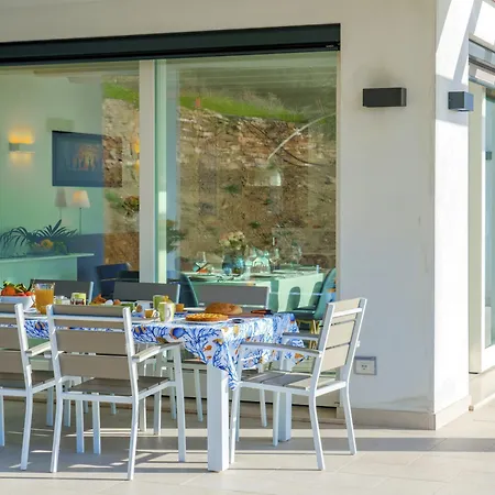 Gioia 8, Emma 别墅